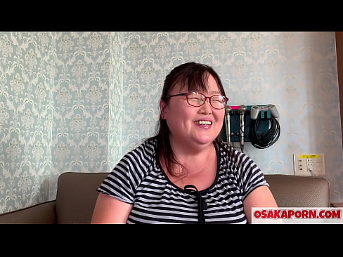❤️ Mama japoneză grasă își arată sânii uriași și se bucură de o jucărie sexuală. O mamă asiatică de 51 de ani vorbește despre experiența ei sexuală. Yukiko 1 OSAKAPORN milf grasă. ☑  at ro.yh9n.top ❌️❤